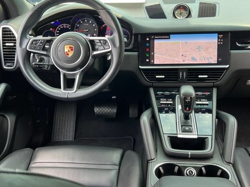 Certified 2023 Porsche Cayenne Platinum Edition AWD/4WD image 16