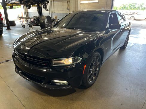 Used 2018 Dodge Charger GT AWD/4WD image 2