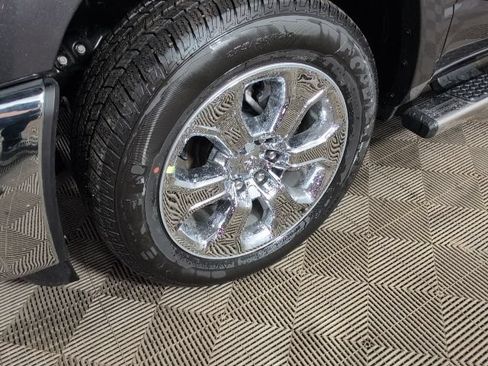 New 2026 RAM 1500 Big Horn AWD/4WD image 7