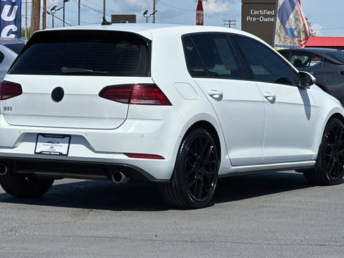 Used 2018 Volkswagen GTI Autobahn FWD image 4