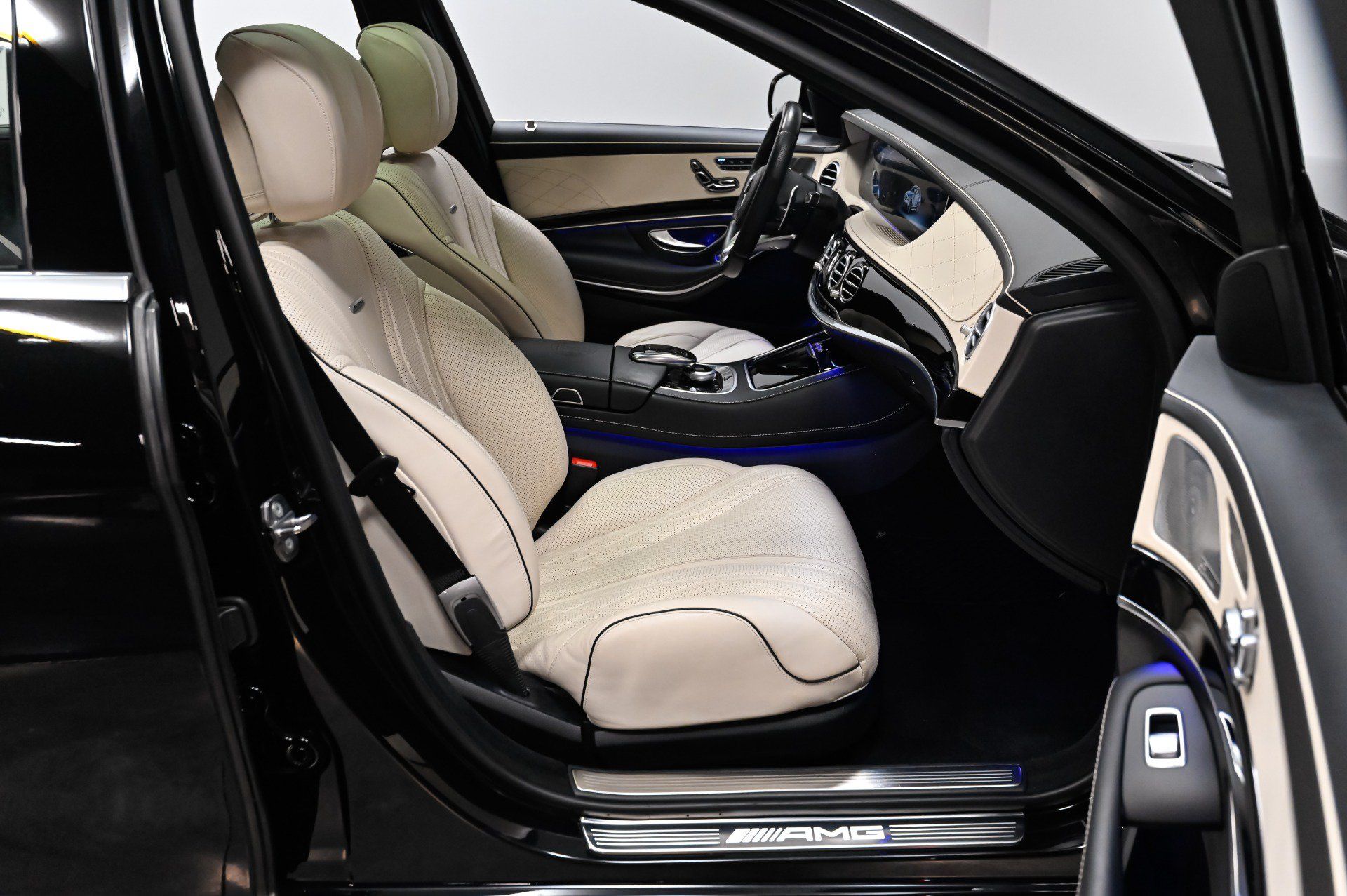 Used 2020 Mercedes-Benz S 63 AMG 4MATIC Sedan image 37