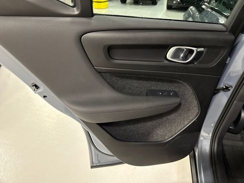 Certified 2023 Volvo XC40 B5 Plus w/ Driver Assist Package AWD/4WD image 21
