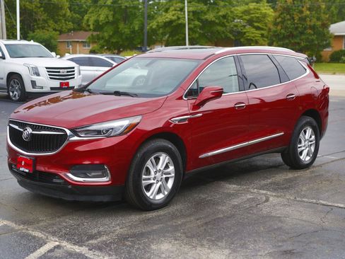 Used 2019 Buick Enclave Essence AWD/4WD image 3