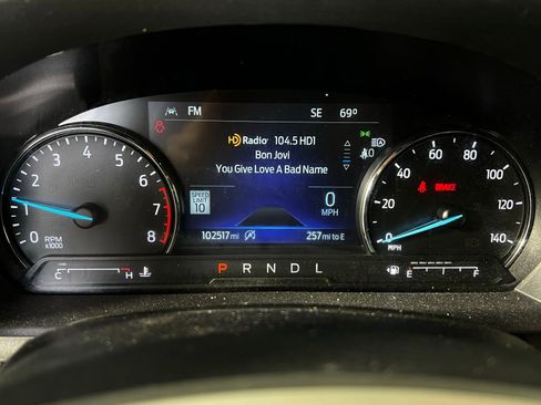 Used 2022 Ford Explorer Limited image 10