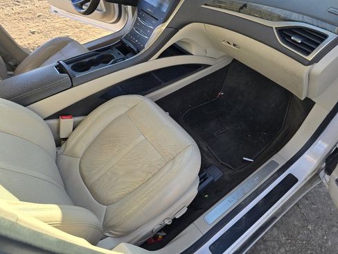 Used 2016 Lincoln MKZ w/ Equipment Group 300A Reserve image 31