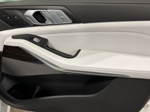 New 2027 BMW X7 xDrive40i w/ Executive Package AWD/4WD image 26