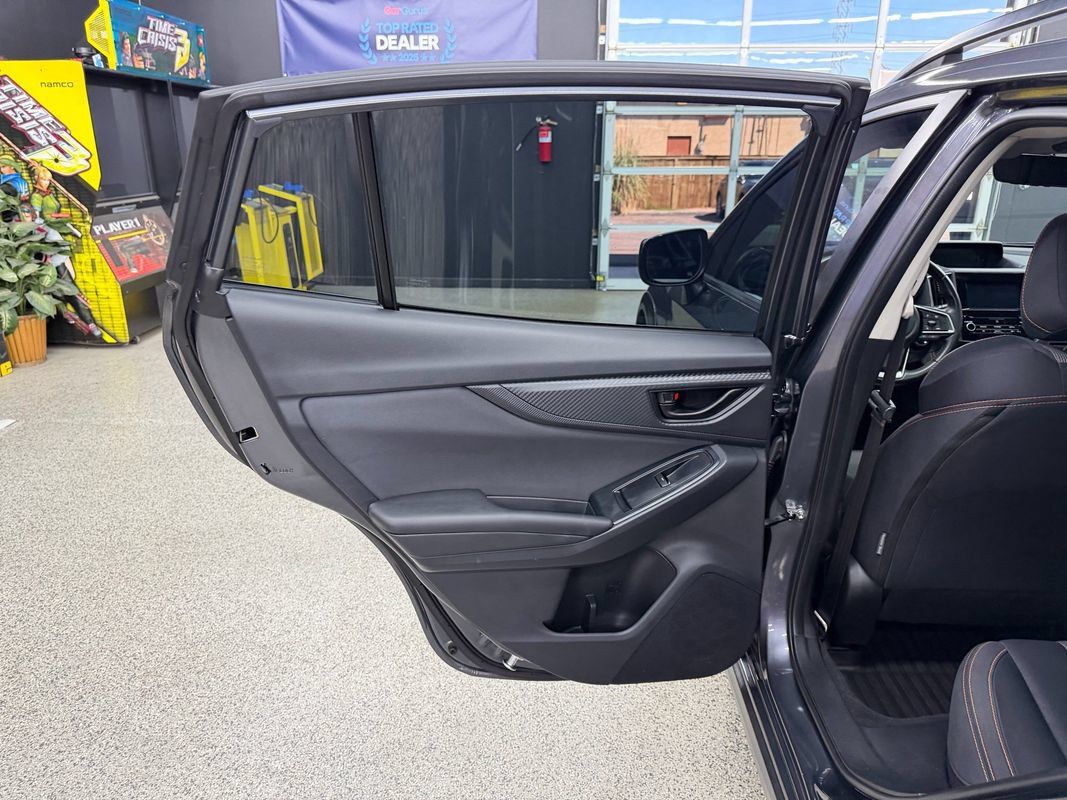 Used 2020 Subaru Crosstrek 2.0i Premium w/ Moonroof Package 1 AWD/4WD image 12