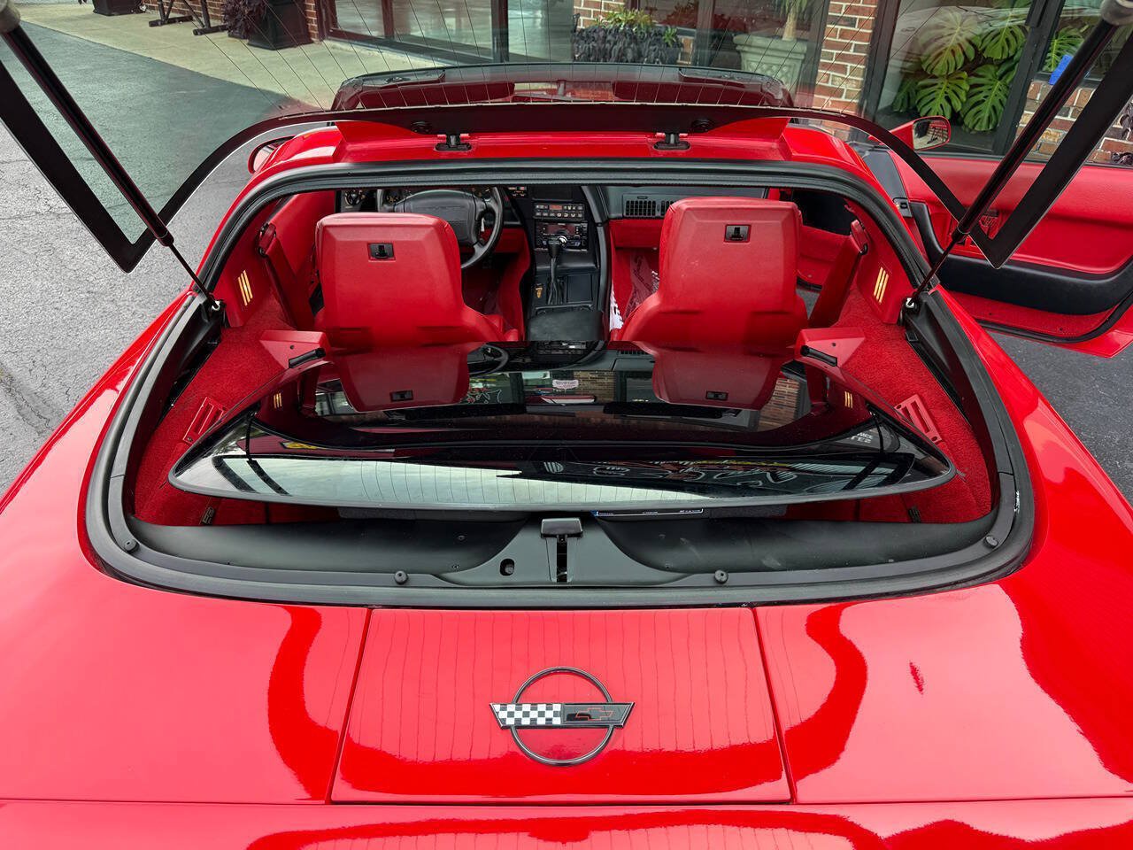 Used 1992 Chevrolet Corvette Coupe RWD image 27