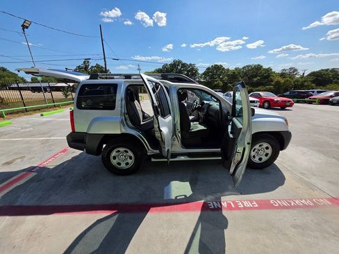 Used 2015 Nissan Xterra X RWD image 30