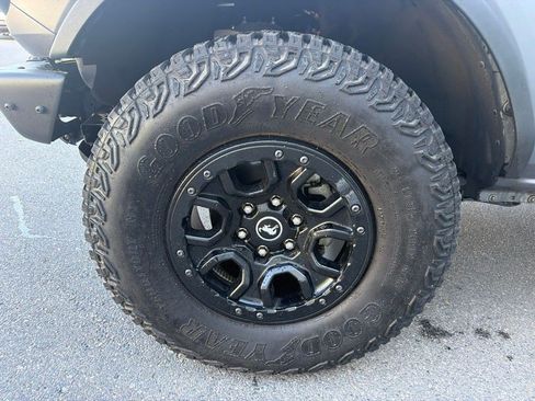 Used 2022 Ford Bronco Wildtrak AWD/4WD image 13