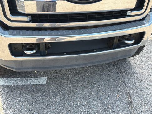 Used 2015 Ford F250 Lariat w/ Lariat Ultimate Package AWD/4WD image 3