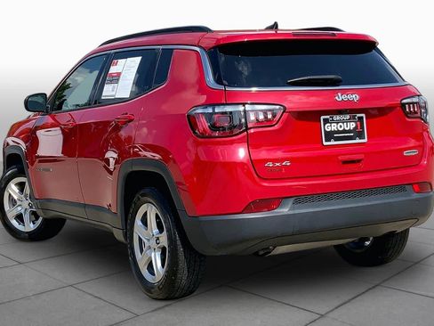 Used 2024 Jeep Compass Latitude AWD/4WD image 12