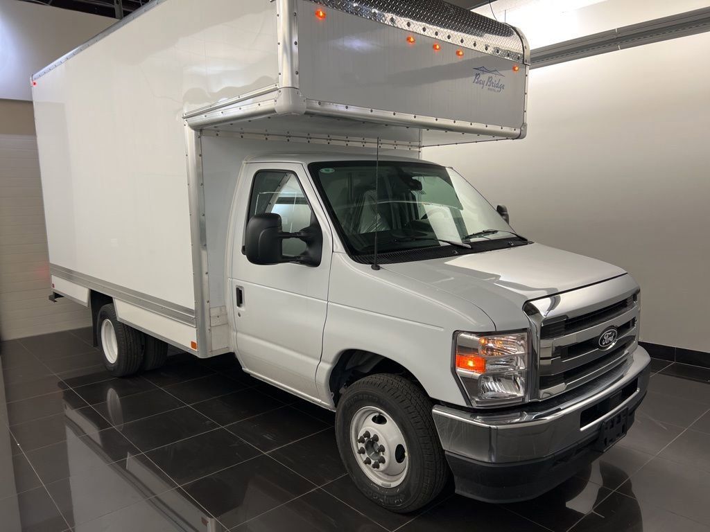 New 2026 Ford E-350 and Econoline 350 Super Duty w/ Power Equipment Group RWD image 1