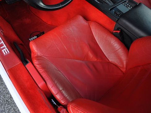 Used 1996 Chevrolet Corvette Coupe RWD image 35