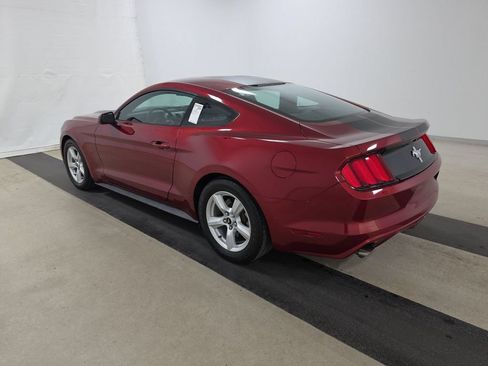 Used 2016 Ford Mustang Coupe RWD image 6