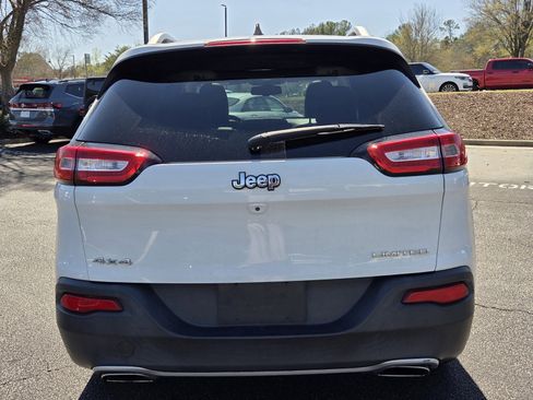 Used 2015 Jeep Cherokee Limited image 6