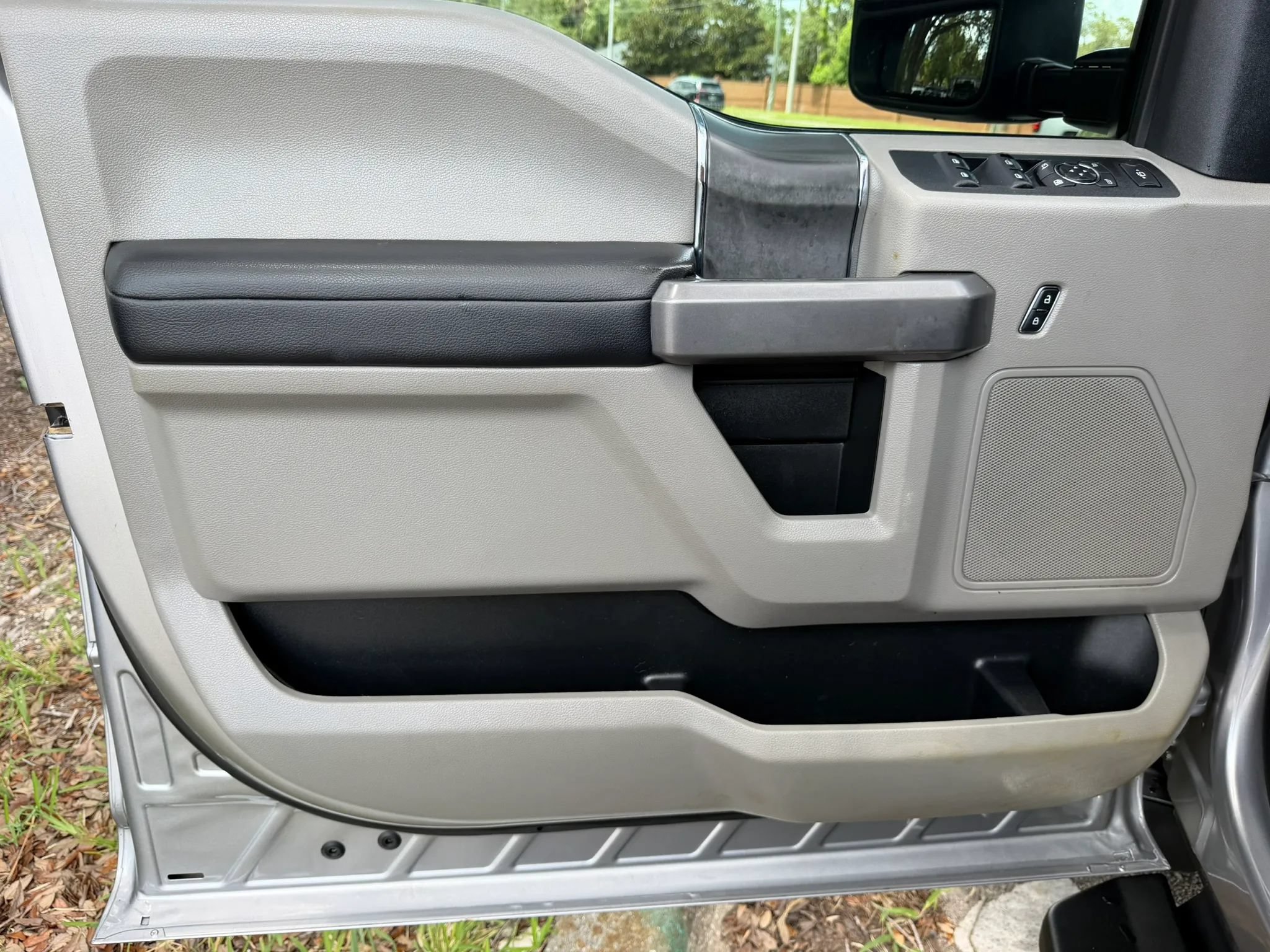 Used 2020 Ford F250 XLT w/ XLT Premium Package AWD/4WD image 36