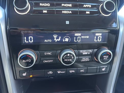 Used 2019 Subaru Ascent Premium image 39