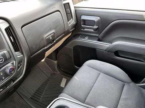 Used 2018 Chevrolet Silverado 1500 LT w/ All Star Edition image 31