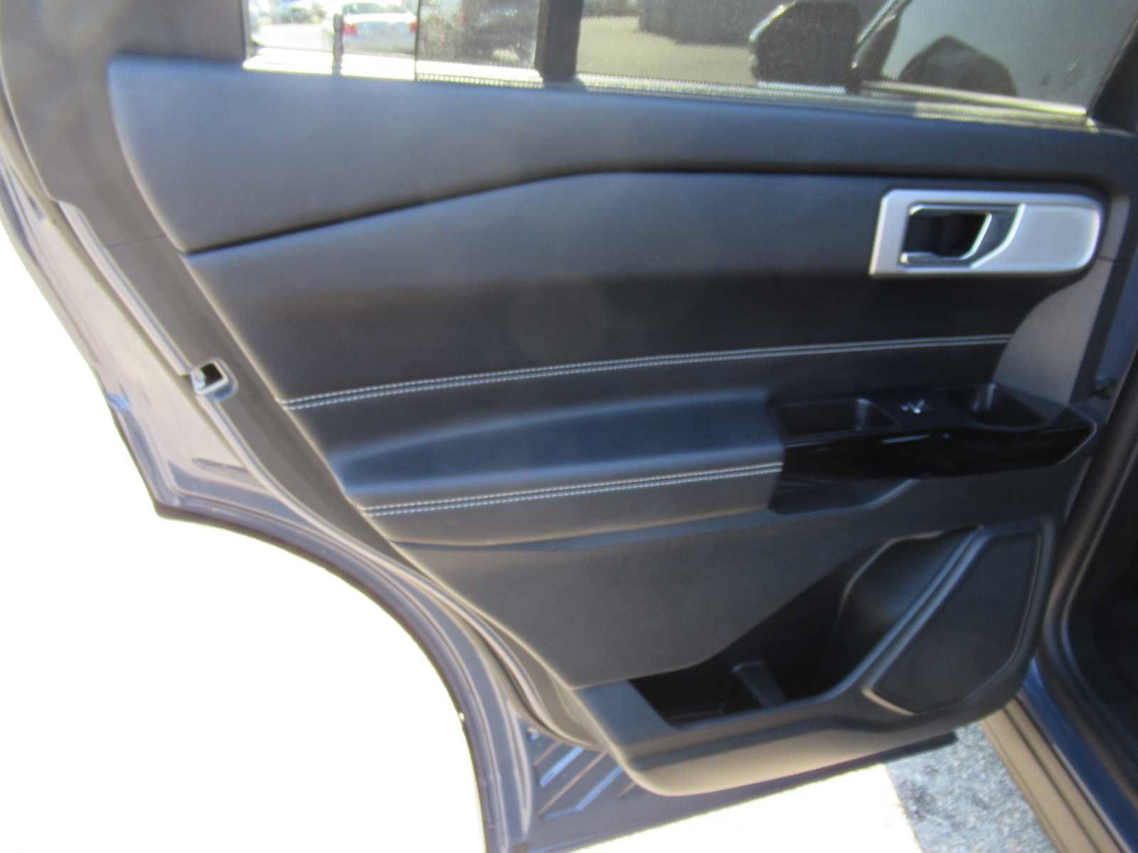 Used 2021 Ford Explorer ST w/ Equipment Group 401A AWD/4WD image 17