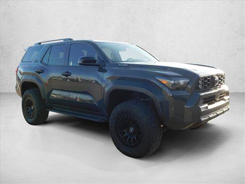 Used 2025 Toyota 4Runner TRD Off-Road AWD/4WD image 3
