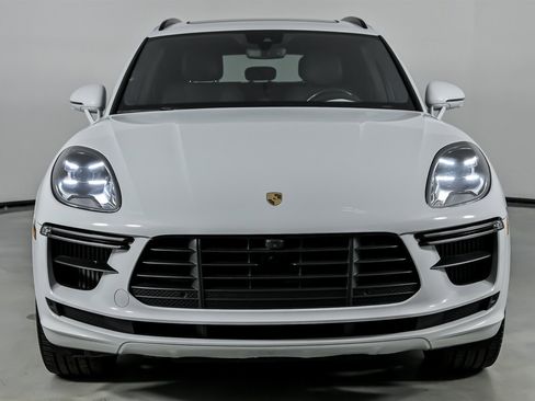 Used 2020 Porsche Macan Turbo image 5