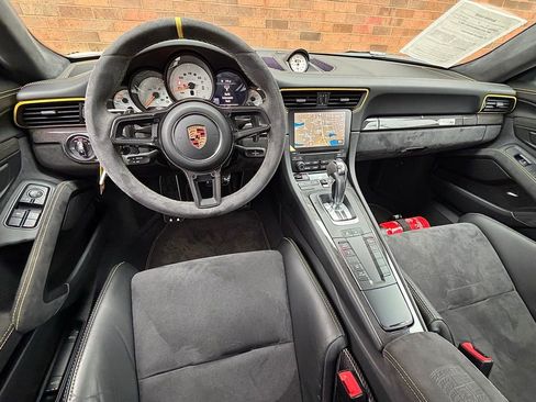 Certified 2018 Porsche 911 GT2 RS RWD image 13