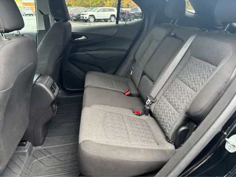 Used 2022 Chevrolet Equinox LT w/ LPO, Floor Liner Package image 22