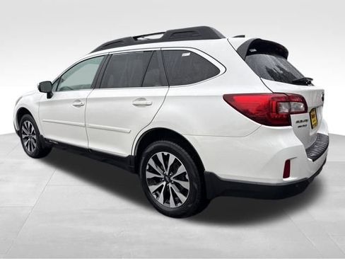 Used 2017 Subaru Outback 3.6R Limited image 8