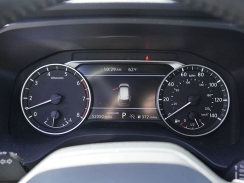 Used 2025 Nissan Rogue SV FWD image 11