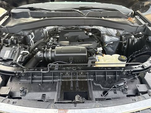 Used 2020 Ford Explorer XLT w/ Equipment Group 202A image 22