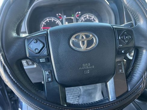 Used 2022 Toyota 4Runner TRD Off-Road Premium w/ Moonroof Package AWD/4WD image 21