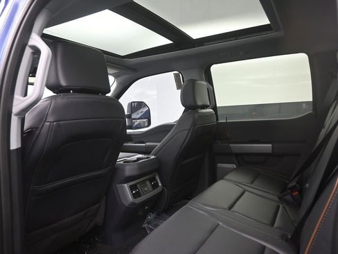 New 2026 Ford F250 Lariat w/ Black Appearance Package AWD/4WD image 23