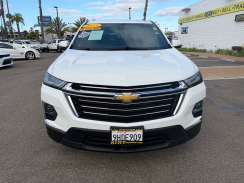 Used 2023 Chevrolet Traverse LT w/ LPO, Floor Liner Package AWD/4WD image 8