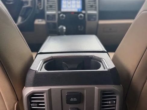 Used 2016 Ford F150 Lariat AWD/4WD image 20