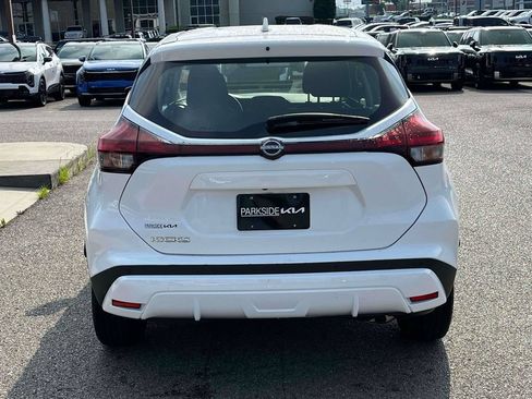 Used 2023 Nissan Kicks S FWD image 27