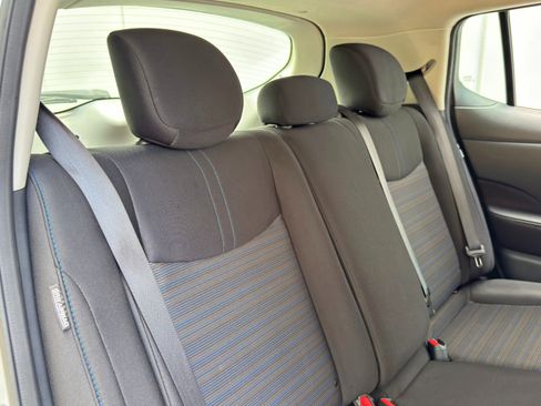 Used 2023 Nissan Leaf S FWD image 32