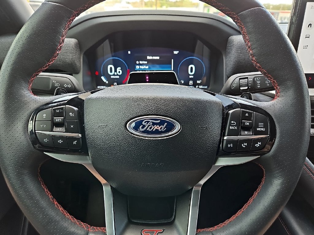 Used 2025 Ford Explorer ST AWD/4WD image 23