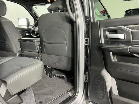 Used 2024 RAM 2500 Big Horn w/ Night Edition image 28