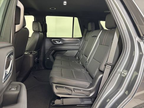 Used 2022 Chevrolet Tahoe RST image 18