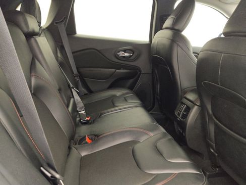 Used 2022 Jeep Cherokee Trailhawk w/ Trailer Tow Group image 19