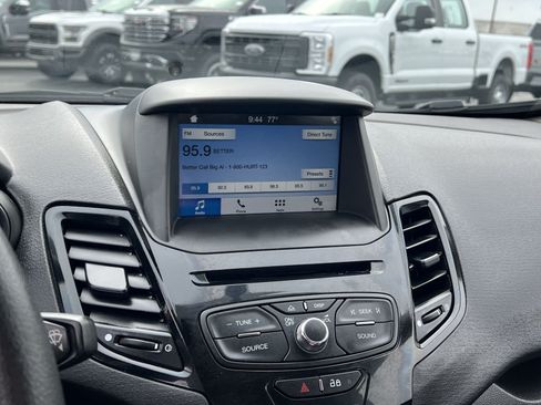 Used 2019 Ford Fiesta SE w/ Equipment Group 201A FWD image 14