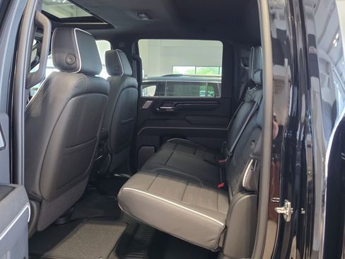 New 2026 GMC Sierra 2500 AT4X w/ LPO, Black Badging Package AWD/4WD image 12
