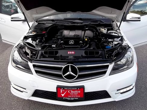 Used 2014 Mercedes-Benz C 250 Sedan image 26