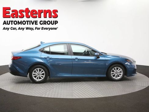 Used 2025 Toyota Camry LE FWD image 43