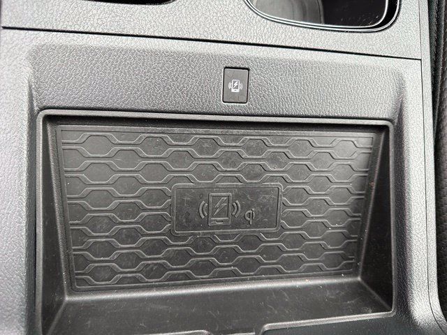 Used 2022 Nissan Frontier PRO-4X w/ Pro-4X Premium Package AWD/4WD image 42