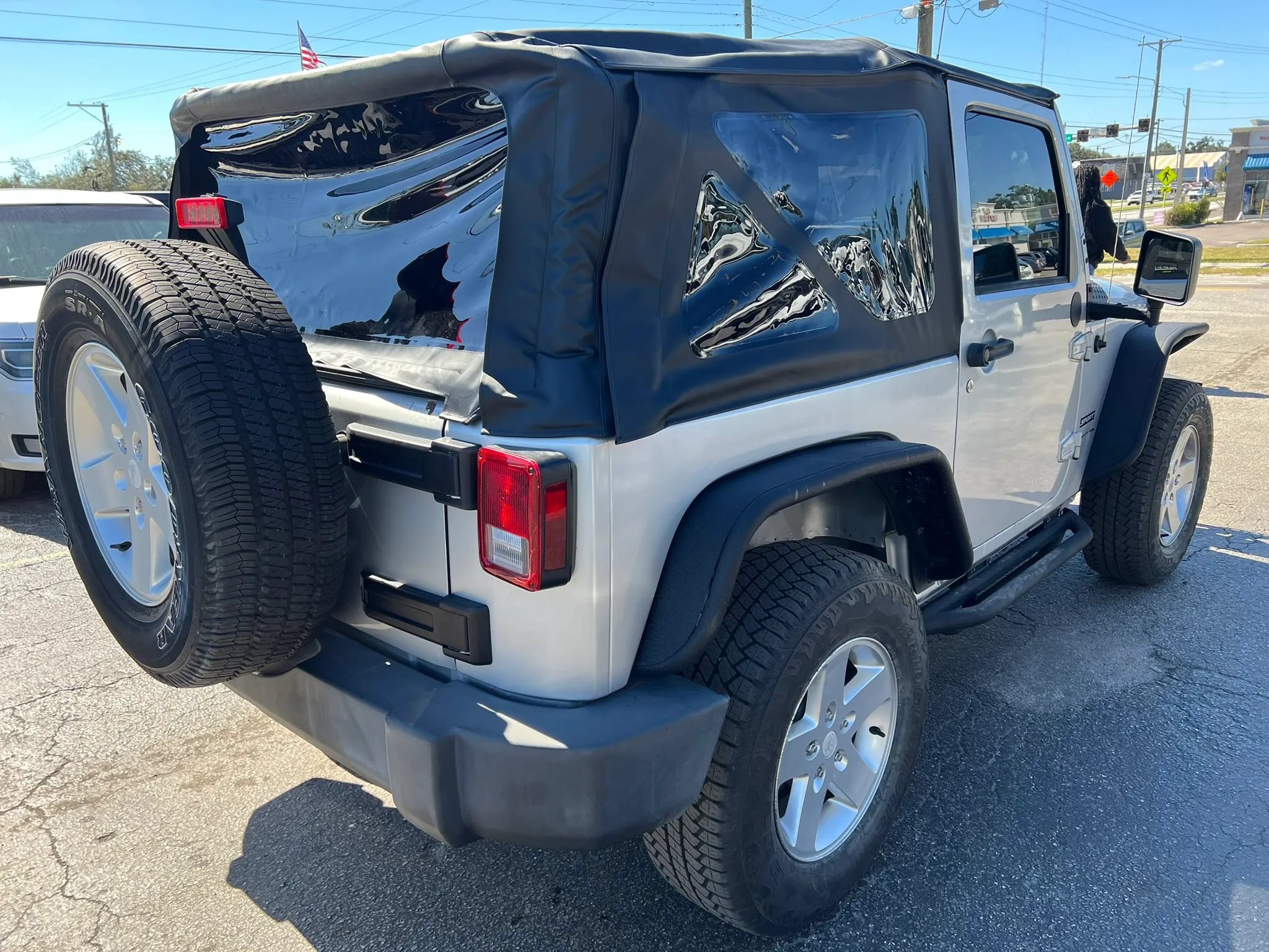 Used 2012 Jeep Wrangler Sport AWD/4WD image 5