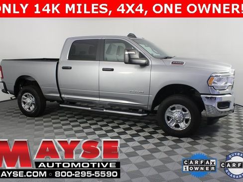 Used 2024 RAM 2500 Big Horn w/ Bed Utility Group image 1