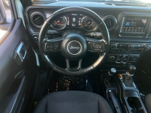 Used 2021 Jeep Wrangler Unlimited Sport AWD/4WD image 15