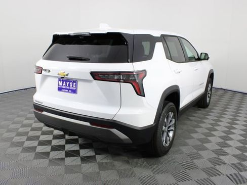 New 2026 Chevrolet Equinox LT w/ Convenience Package II FWD image 26